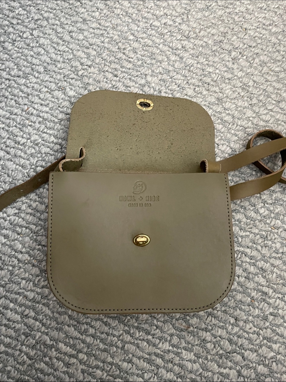 Howl & Hide Goods Well Built black Saddle bag crossbody NEW leather - Picture 4 of 6